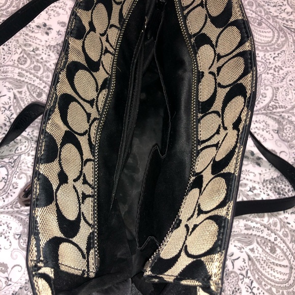 Purse - Picture 5 of 8